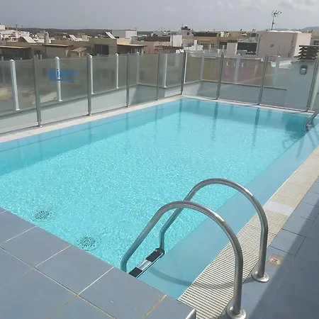 Urban Deluxe